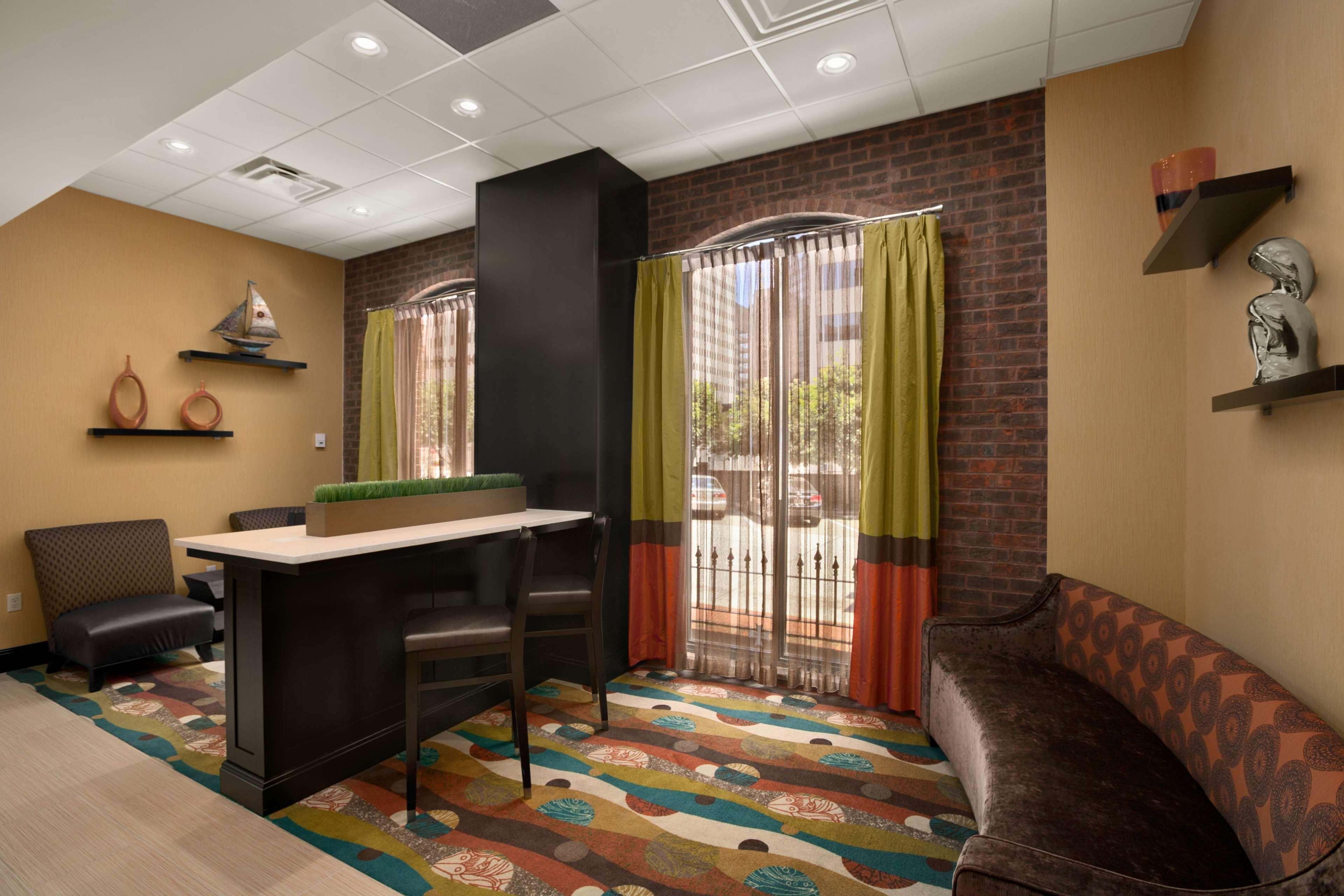 Days Inn By Wyndham Baltimore Inner Harbor Buitenkant foto