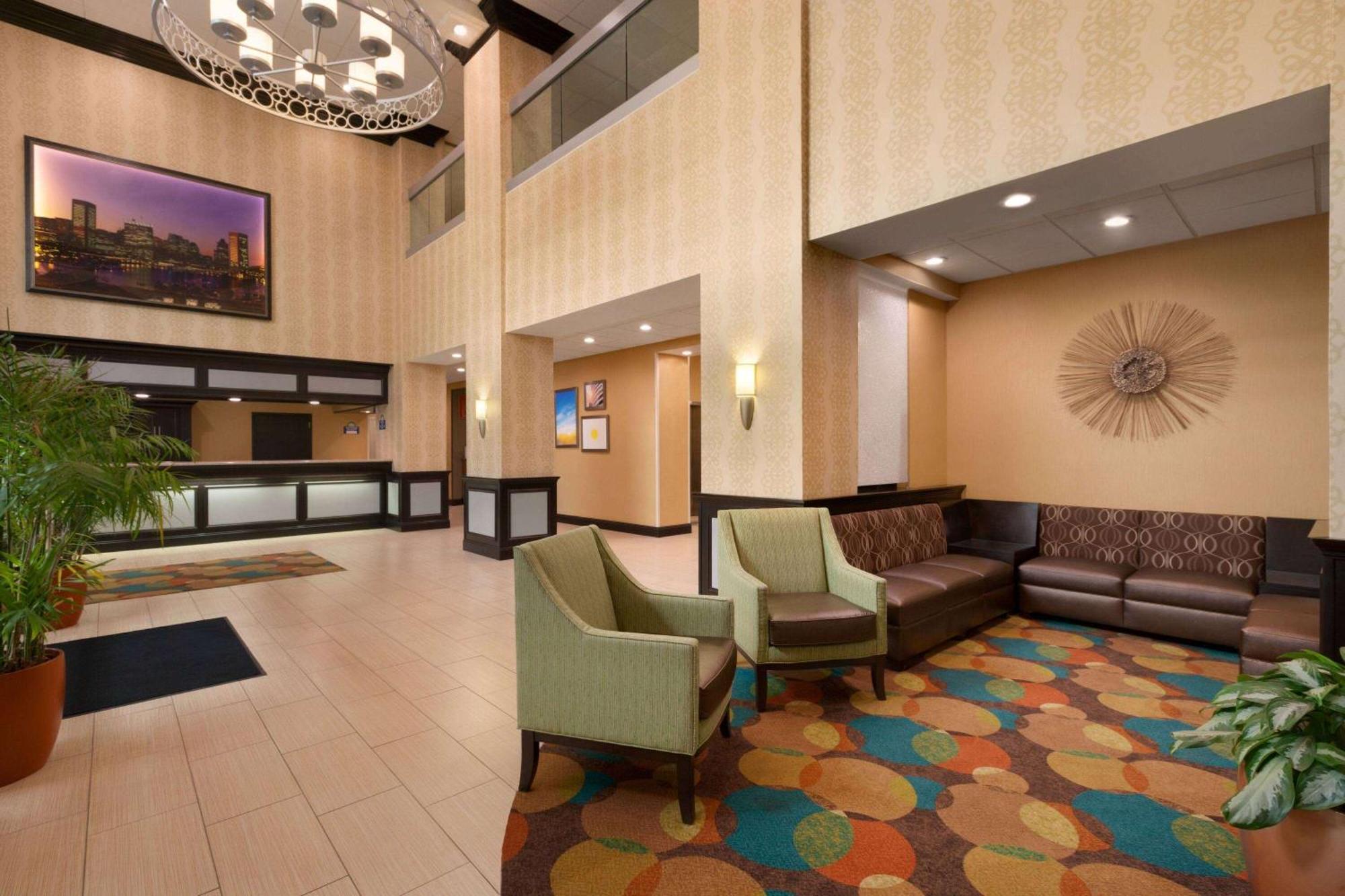 Days Inn By Wyndham Baltimore Inner Harbor Buitenkant foto