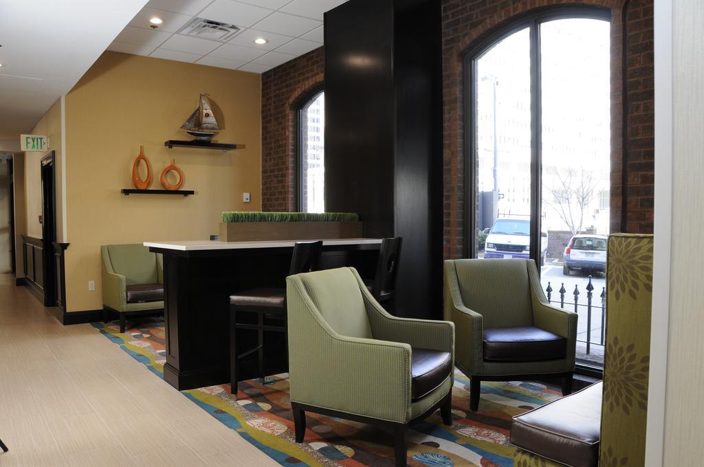 Days Inn By Wyndham Baltimore Inner Harbor Buitenkant foto